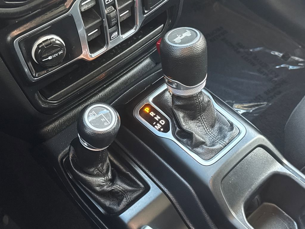 Used 2021 Jeep Wrangler Unlimited Sport image 27