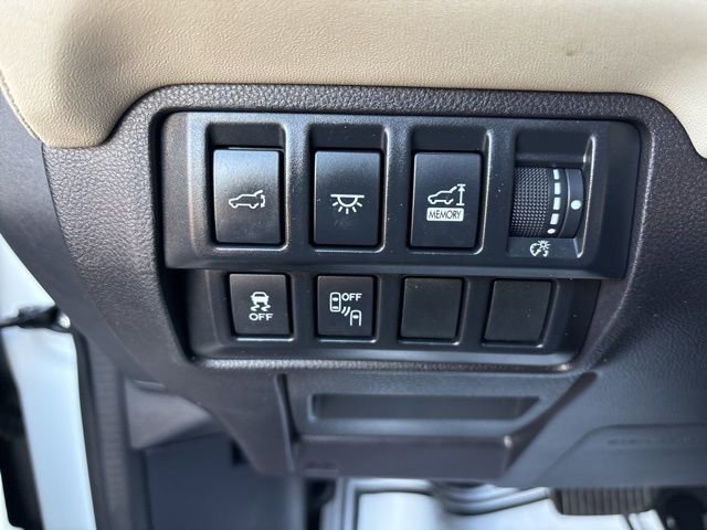 Used 2020 Subaru Ascent Limited w/ Technology Package AWD/4WD image 31