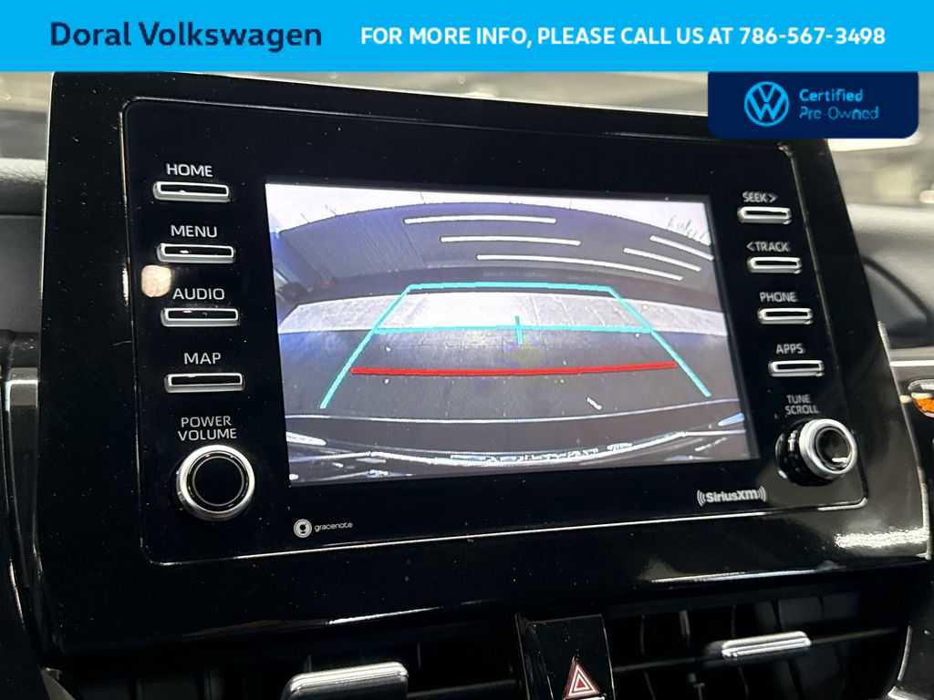 Used 2024 Toyota Camry SE image 19