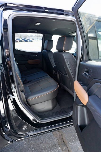 New 2026 GMC Canyon AT4 image 25