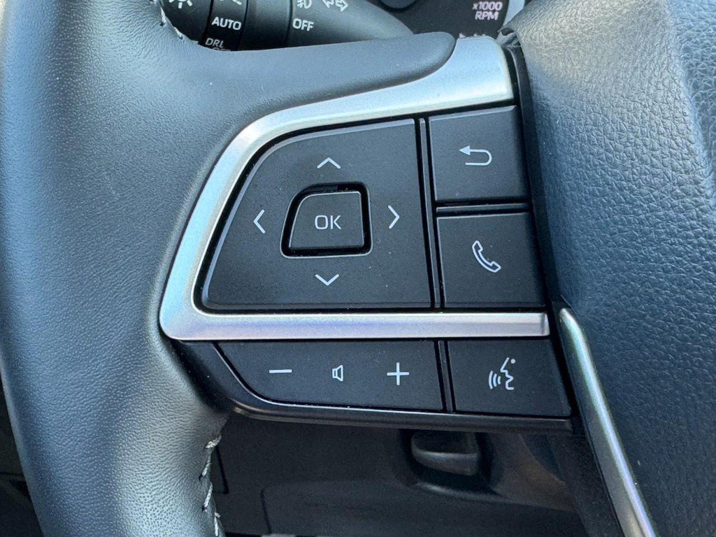 Certified 2026 Toyota Highlander XLE AWD/4WD image 27