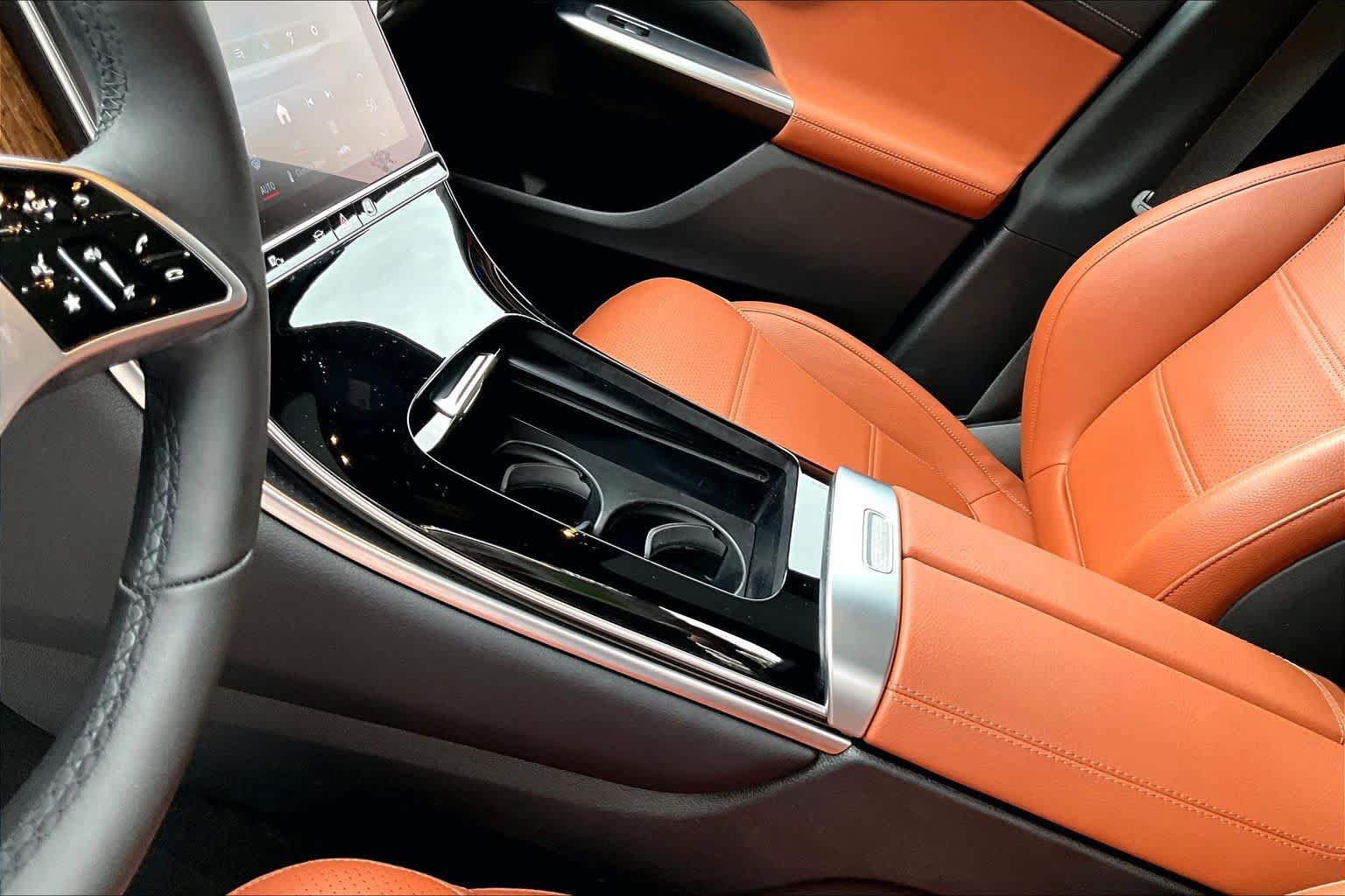 Certified 2024 Mercedes-Benz GLC 300 4MATIC image 17
