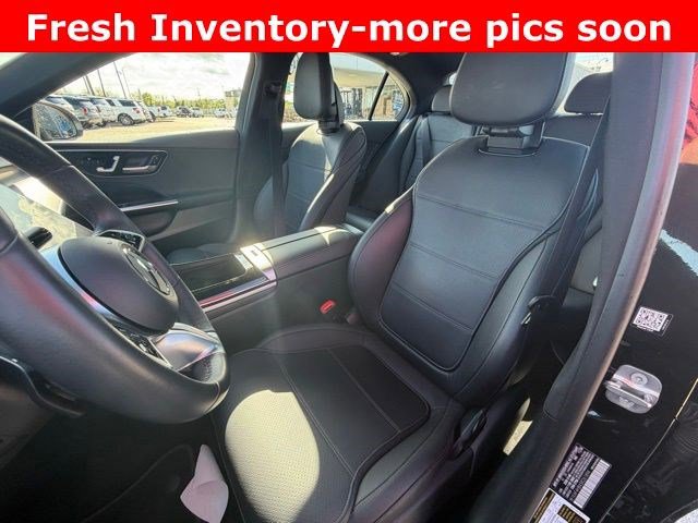 Used 2025 Mercedes-Benz C 300 4MATIC Sedan image 7