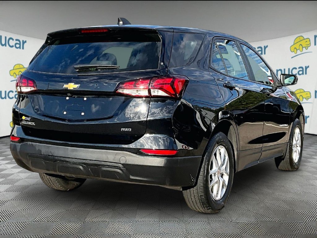 Used 2024 Chevrolet Equinox LS AWD/4WD image 6