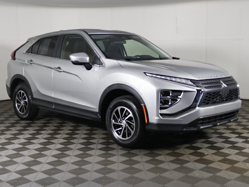 Used 2024 Mitsubishi Eclipse Cross ES AWD/4WD image 3