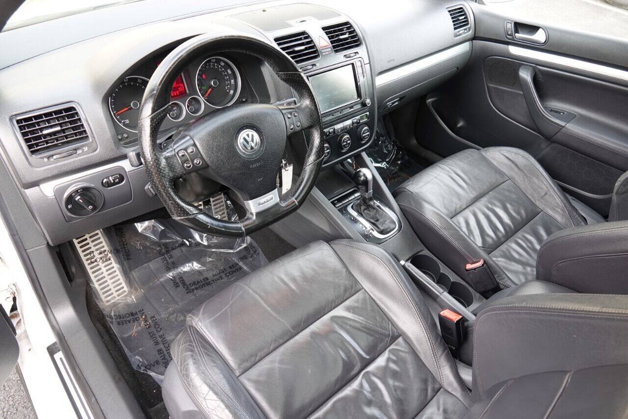 Used 2007 Volkswagen GTI 4-Door FWD image 49