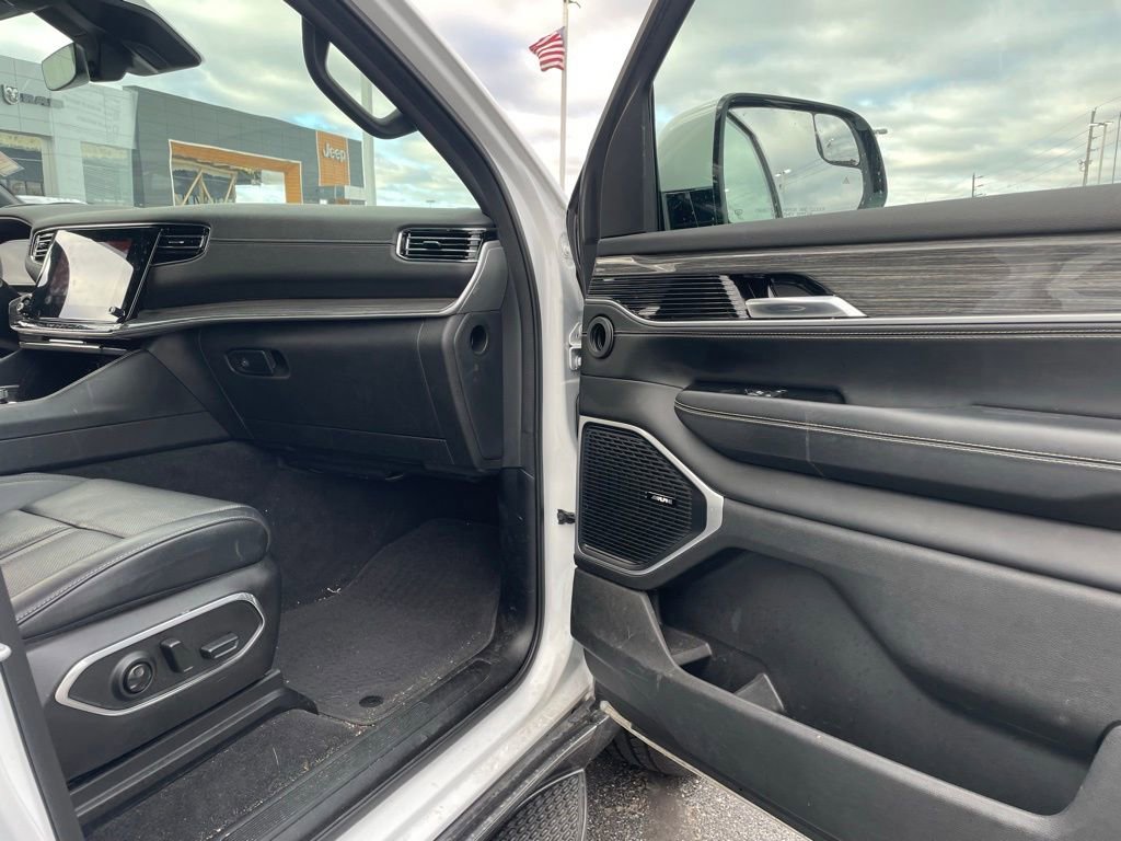 Used 2022 Jeep Wagoneer Series III image 43