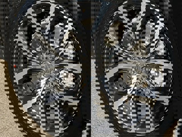 Certified 2023 Acura MDX FWD w/ Technology Package image 9