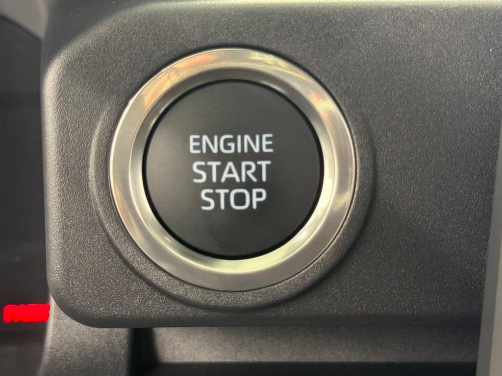 Certified 2026 Toyota 4Runner SR5 AWD/4WD image 29