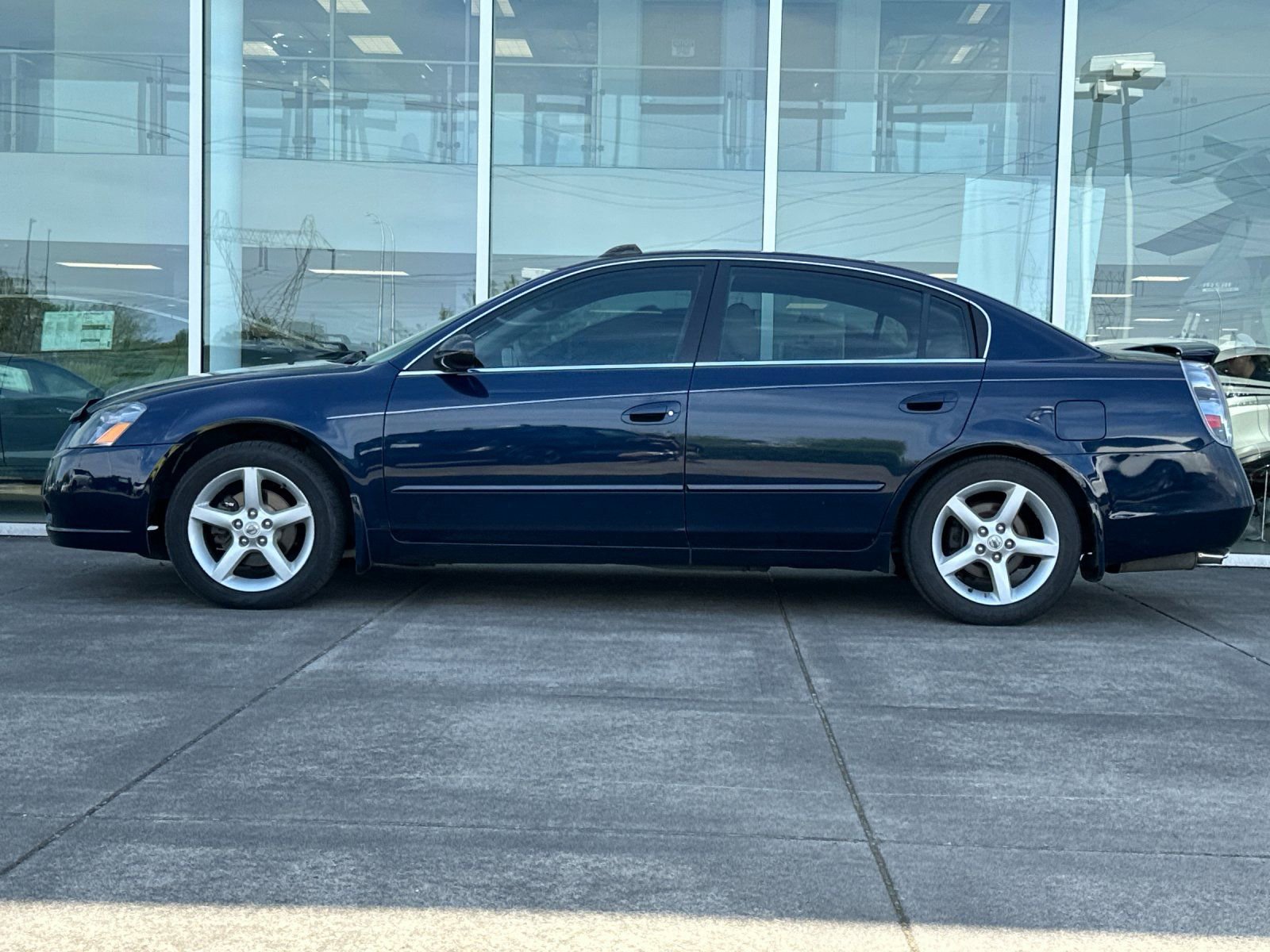 Used 2006 Nissan Altima 3.5 SE w/ (X01) Leather Pkg FWD image 6
