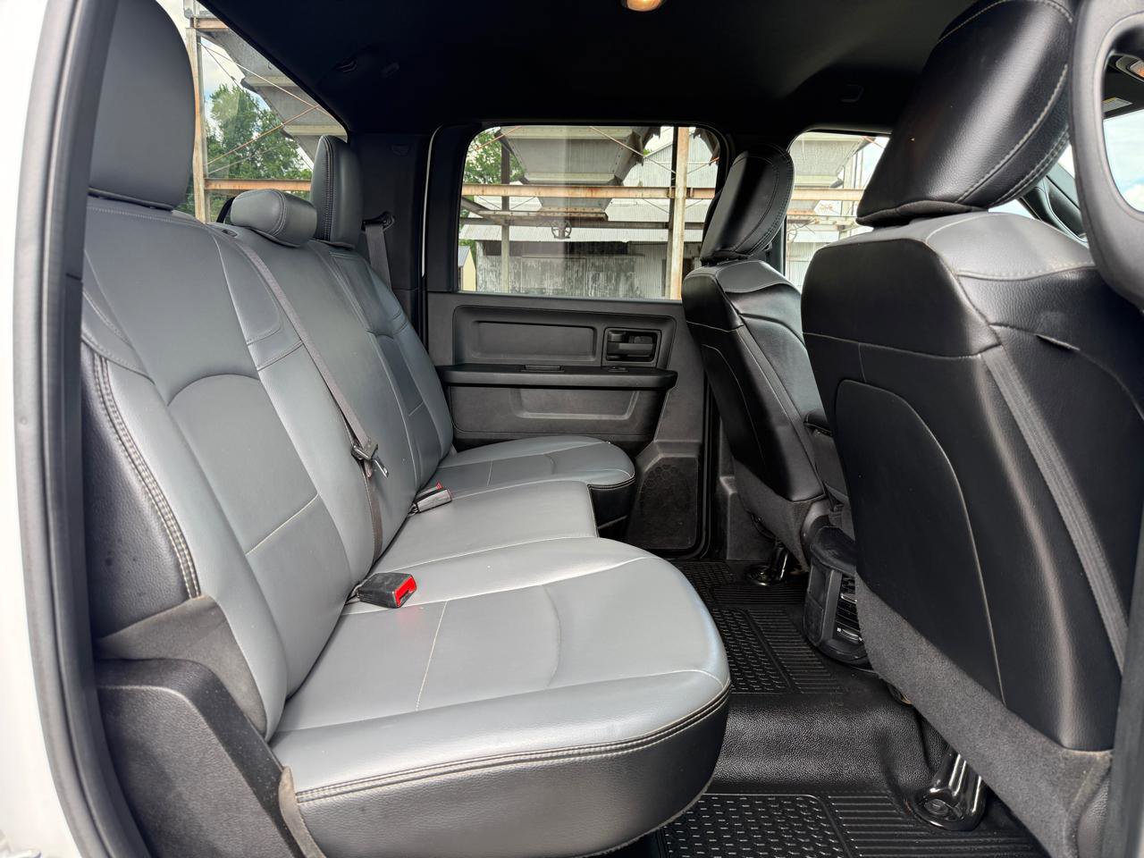 Used 2021 RAM 3500 Tradesman w/ Chrome Appearance Group AWD/4WD image 23
