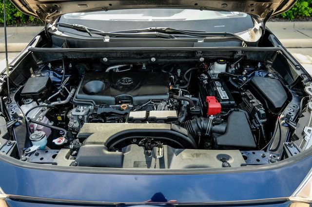 Used 2020 Toyota RAV4 XLE Premium AWD/4WD image 60