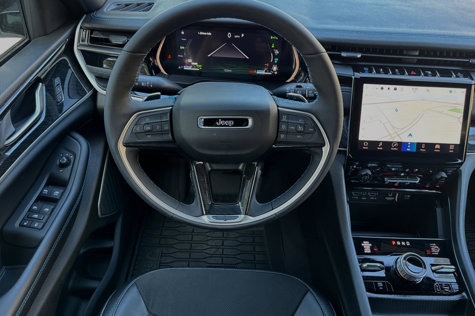 New 2023 Jeep Grand Cherokee Trailhawk w/ Advanced Protech Group II image 13