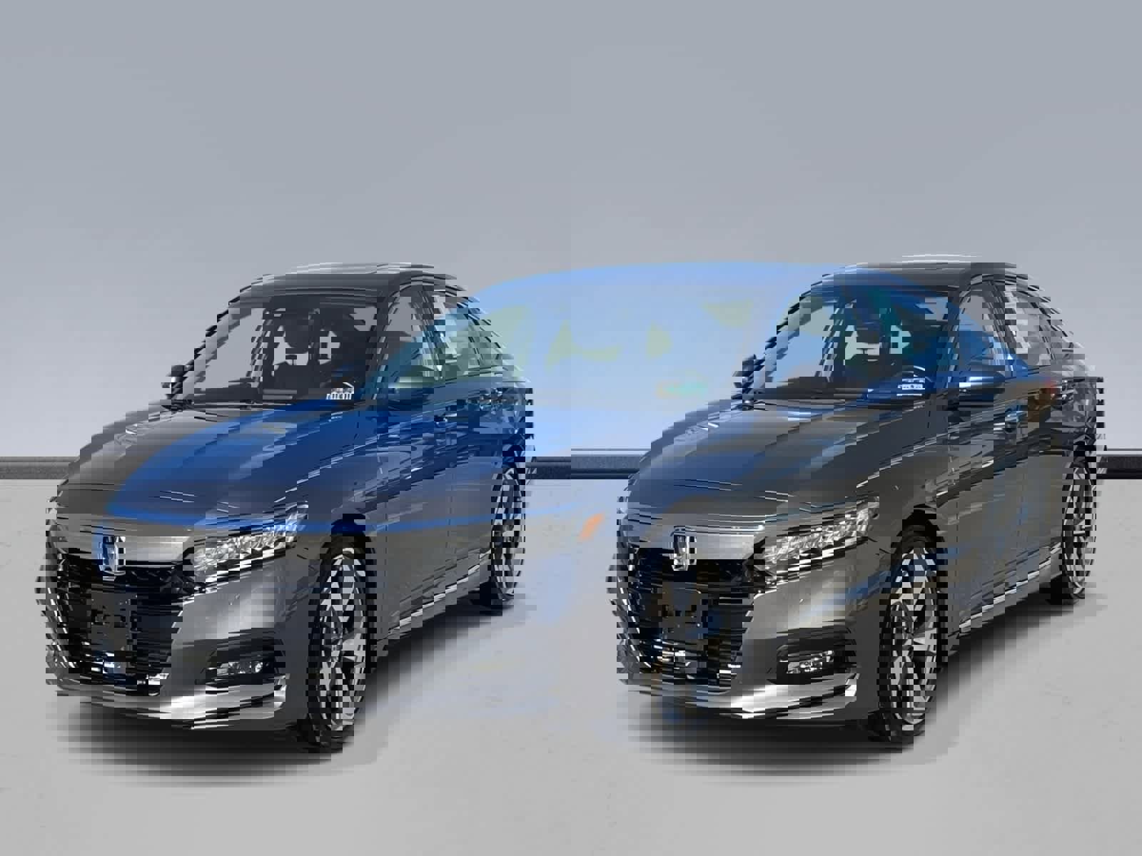 Used 2018 Honda Accord Touring image 1