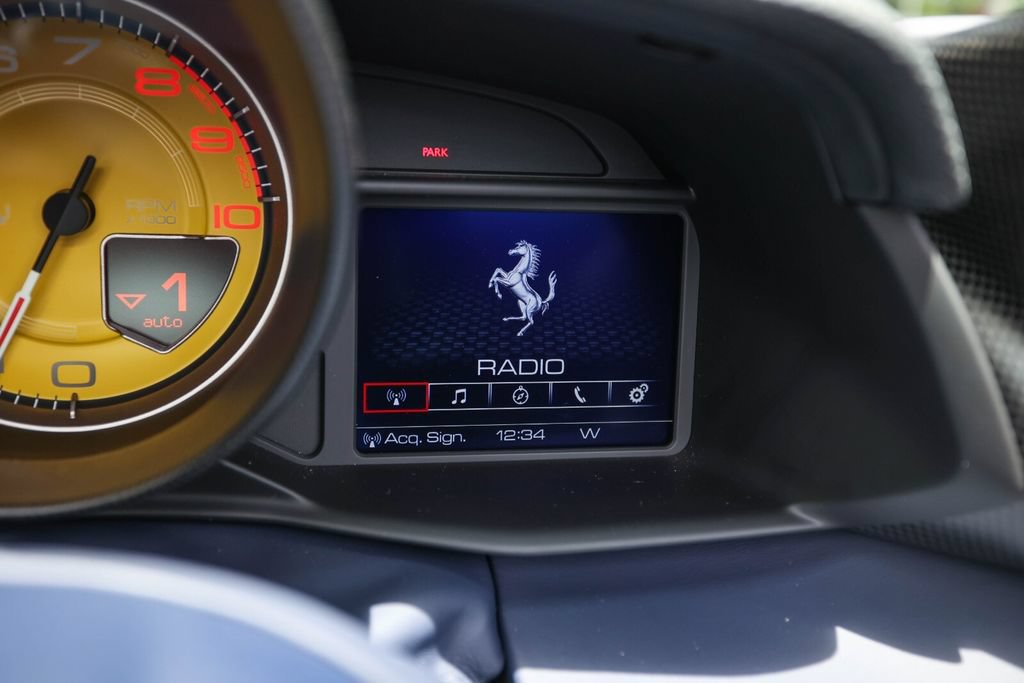 Certified 2020 Ferrari 488 Pista Spider RWD image 38