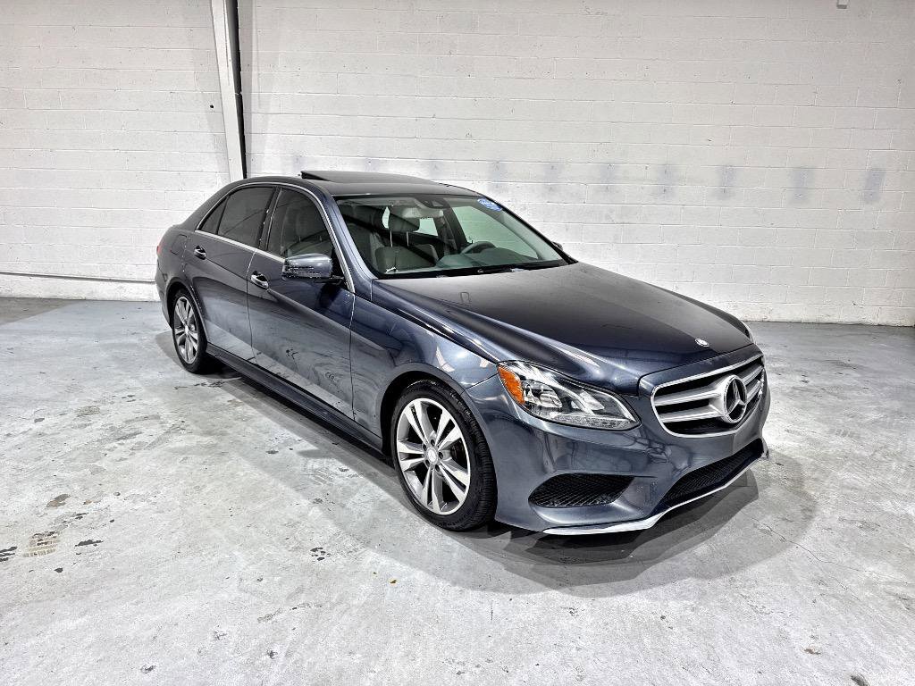 Used 2014 Mercedes-Benz E 350 Sedan image 3