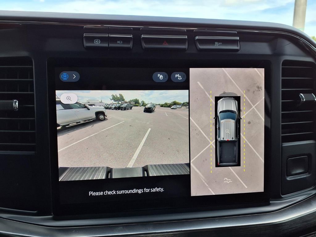 Used 2024 Ford F250 Lariat w/ Black Appearance Package AWD/4WD image 32