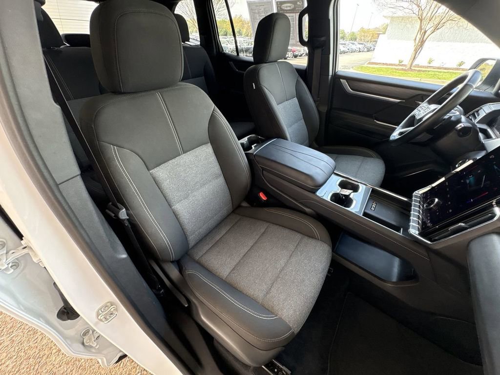 Certified 2025 GMC Acadia Elevation image 28