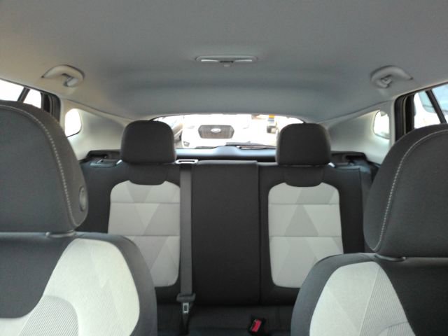 Used 2025 Chevrolet Trax LS w/ LS Convenience Package image 29