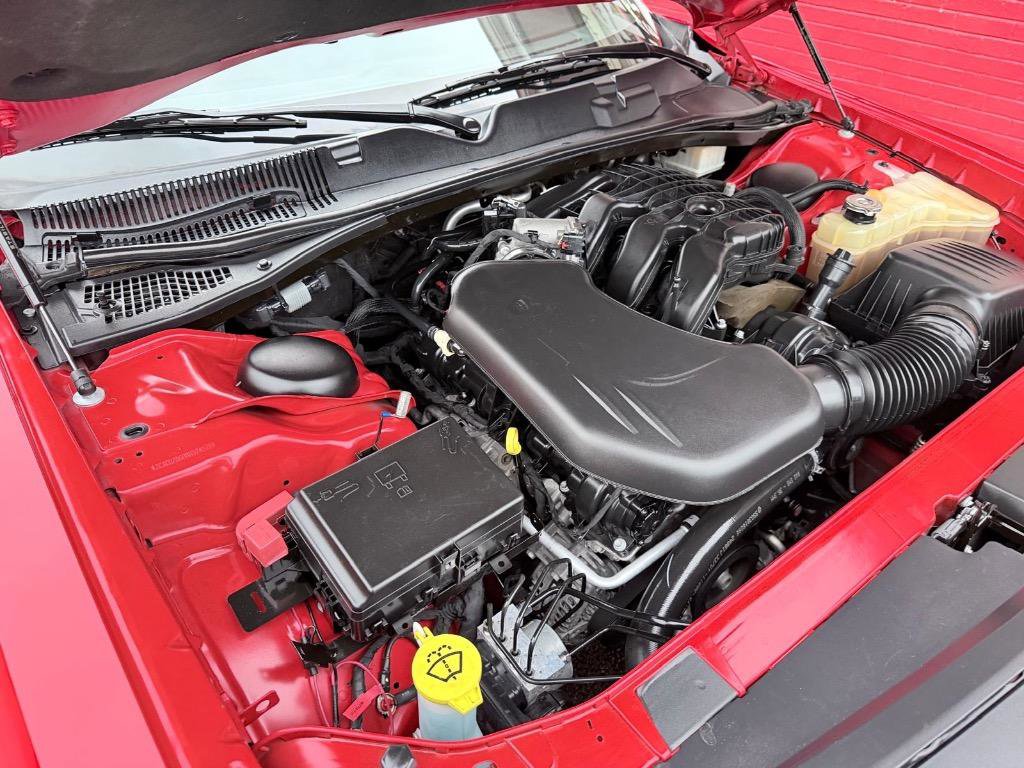 Used 2021 Dodge Challenger SXT w/ Driver Convenience Group image 27