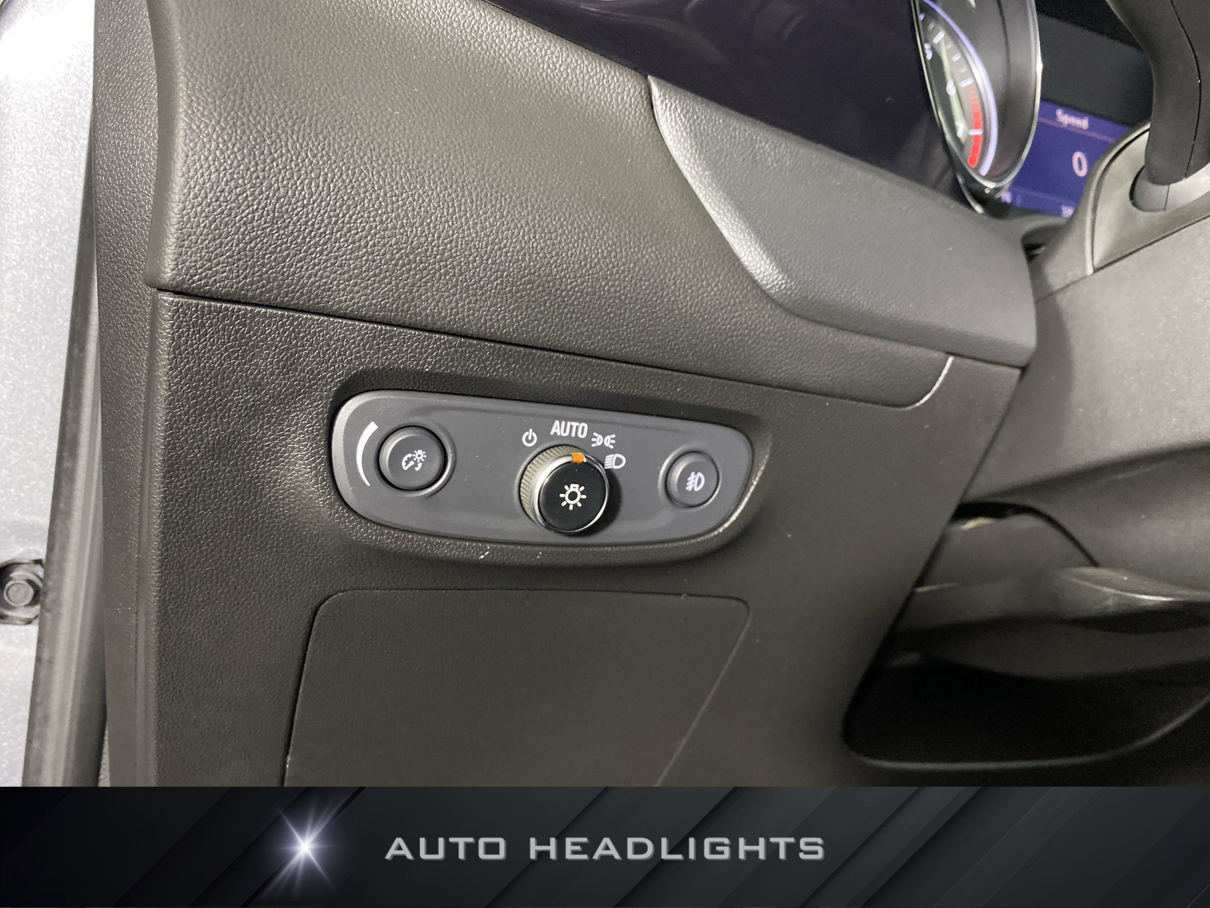 Used 2022 Buick Encore GX Preferred w/ Cold Weather Comfort Package image 24