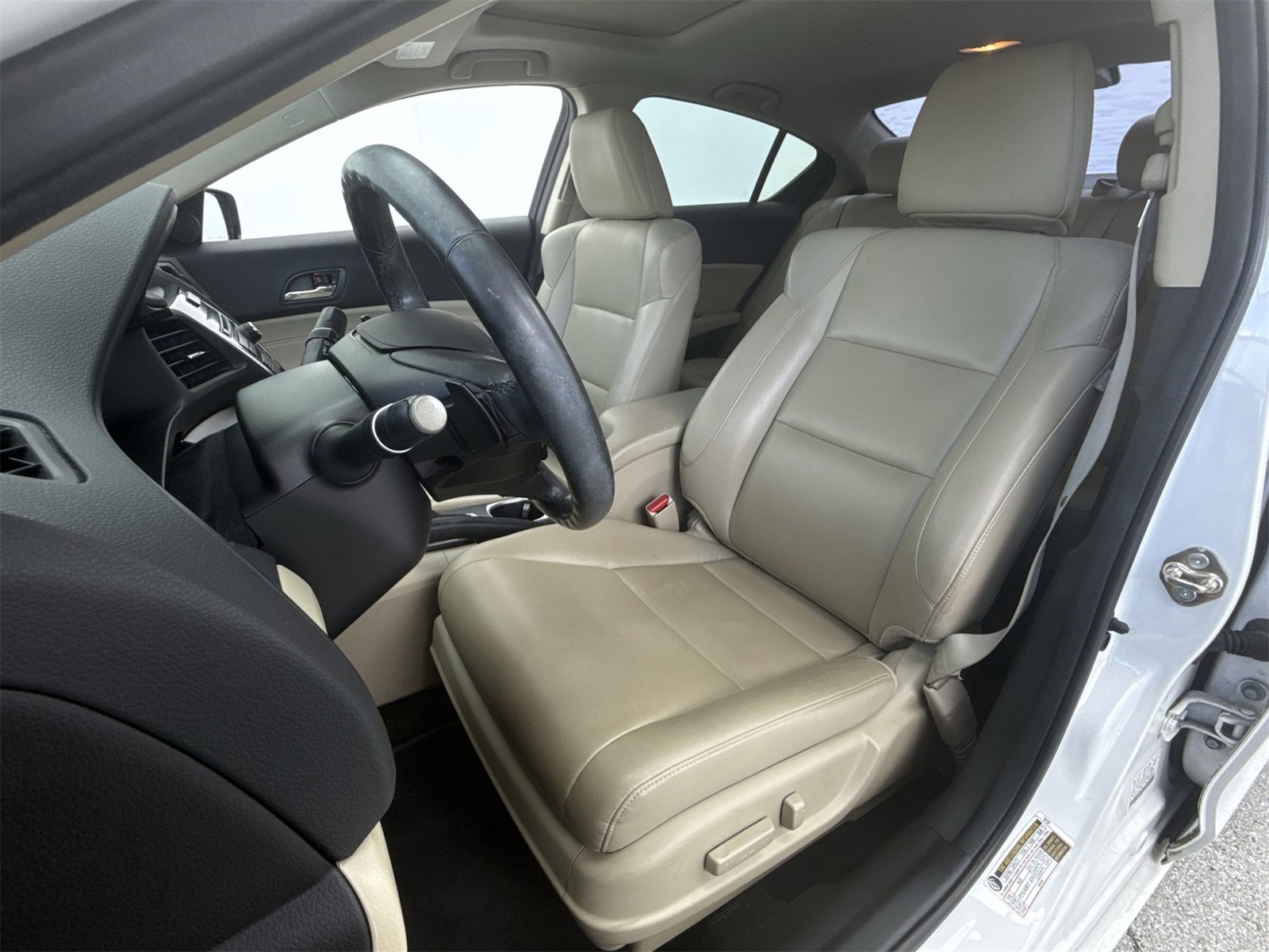 Used 2017 Acura ILX image 10