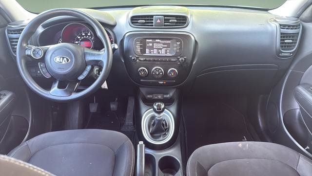 Used 2017 Kia Soul FWD image 7