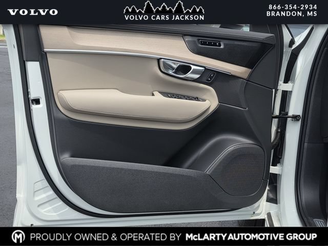 New 2026 Volvo XC90 T8 Ultra w/ Lounge Package AWD/4WD image 12