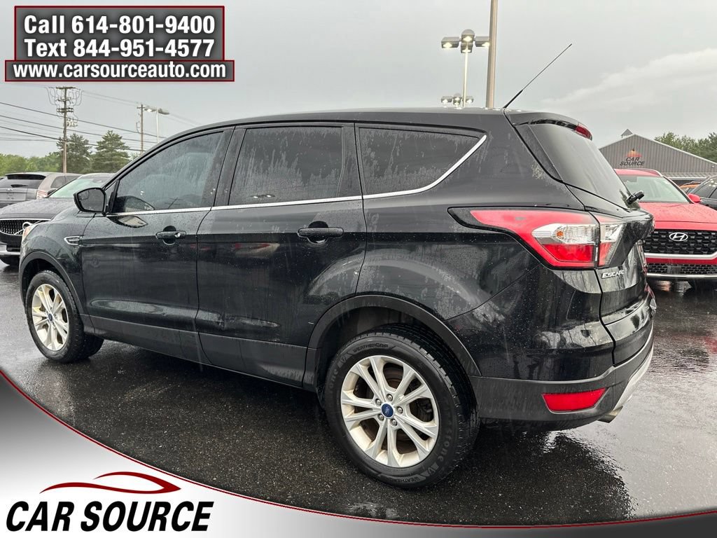 Used 2017 Ford Escape SE AWD/4WD image 5