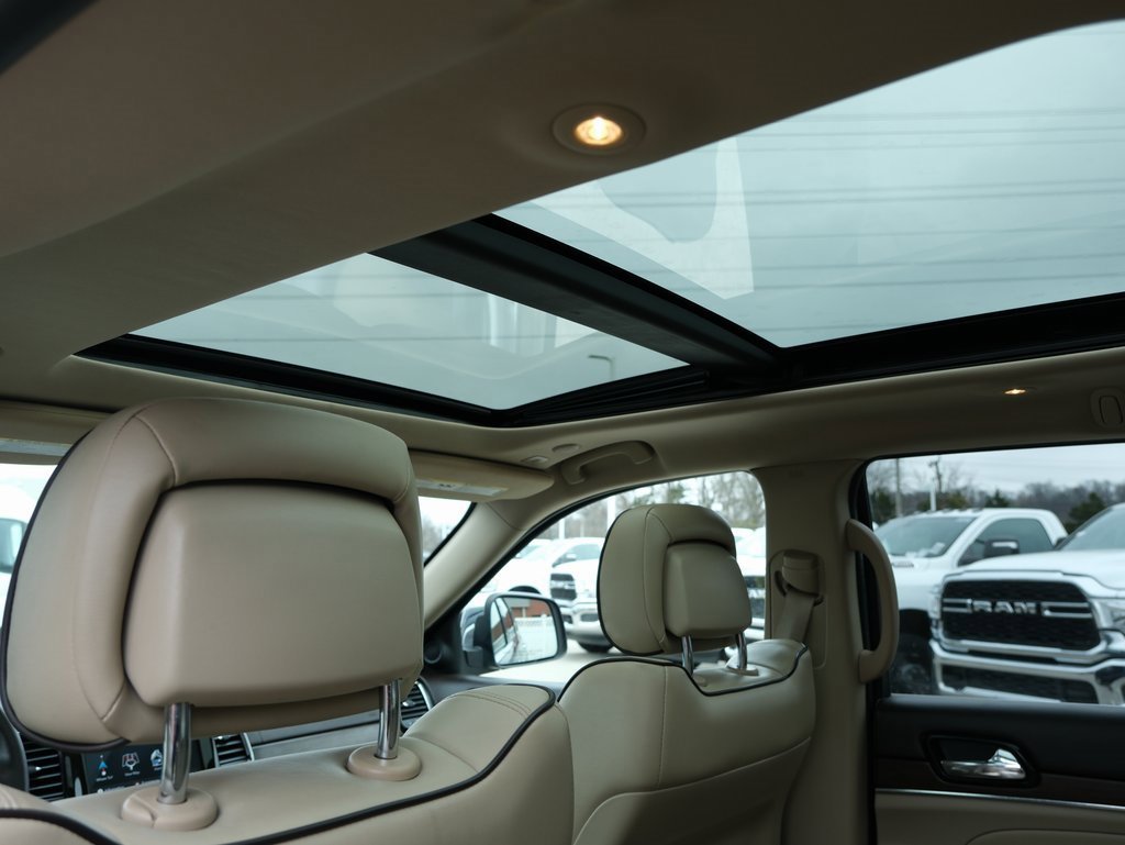 Used 2021 Jeep Grand Cherokee Overland image 32