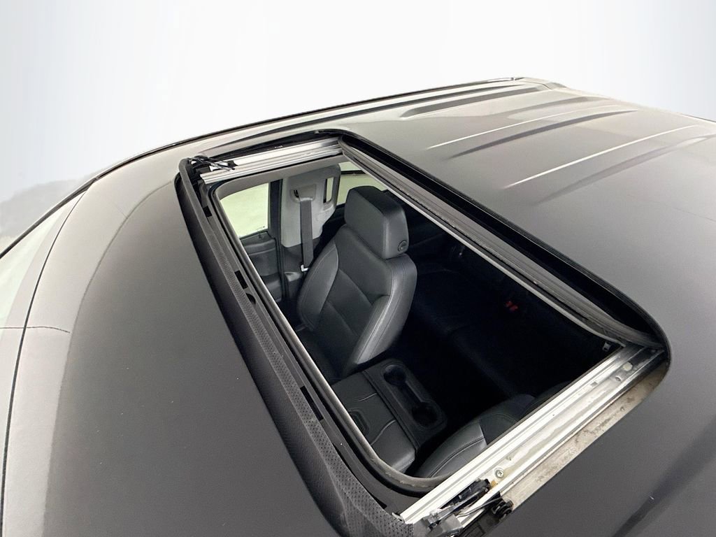 Used 2021 Chevrolet Silverado 1500 LT Trail Boss w/ Convenience Package II image 24