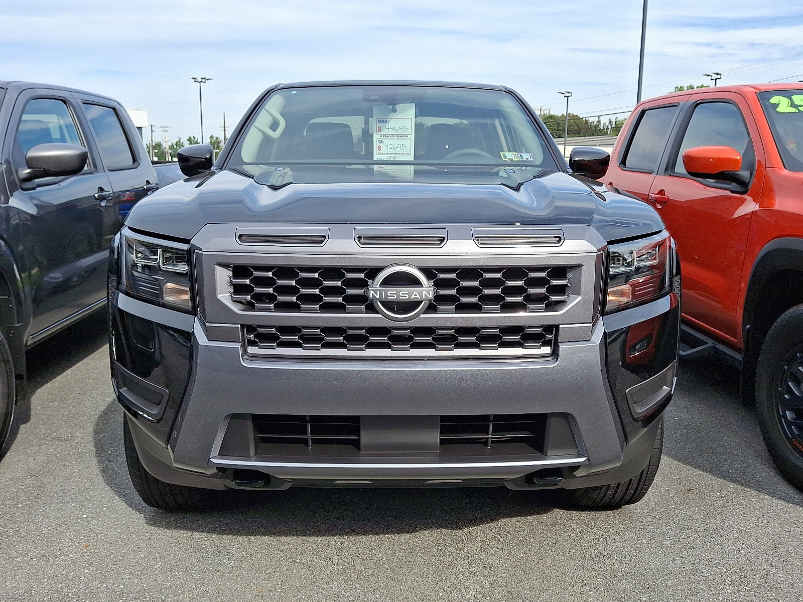 New 2026 Nissan Frontier SV w/ SV Convenience Package video 2