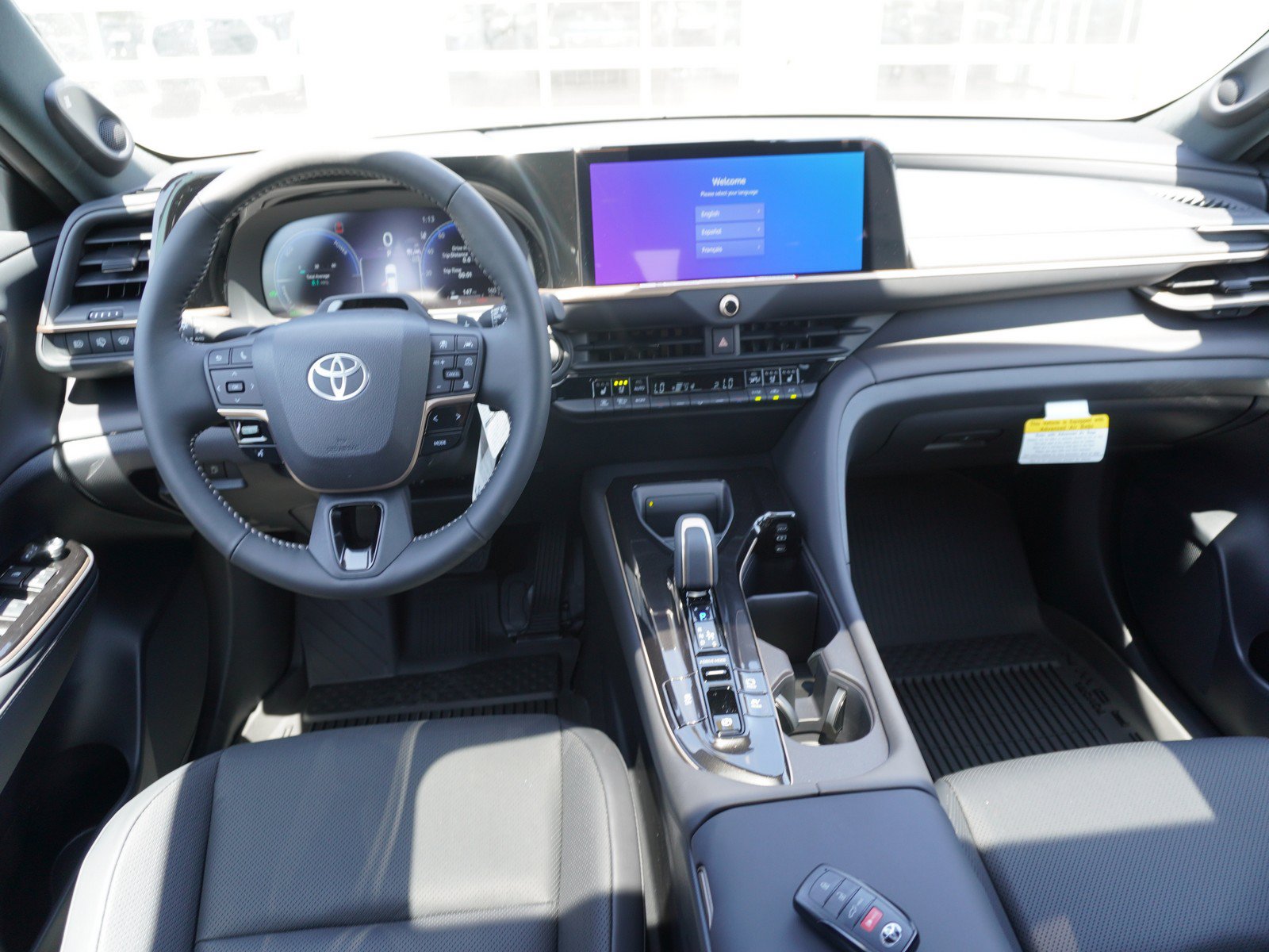 New 2026 Toyota Crown Signia AWD/4WD image 2