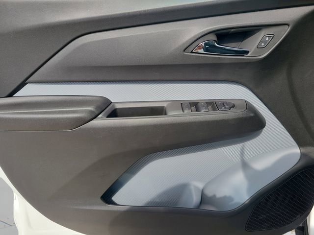 New 2027 Chevrolet Bolt LT w/ Comfort Package image 15