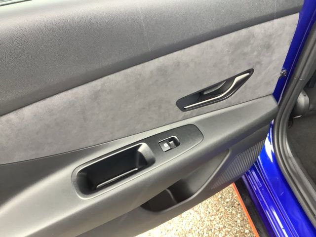 New 2025 Hyundai Elantra N Base image 18