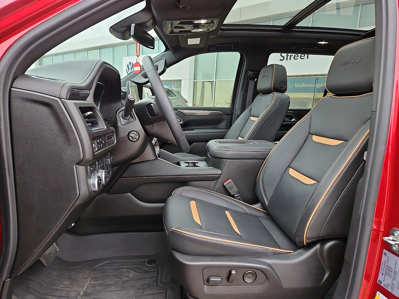 Used 2023 GMC Yukon AT4 w/ LPO, Floor Liner Package image 12