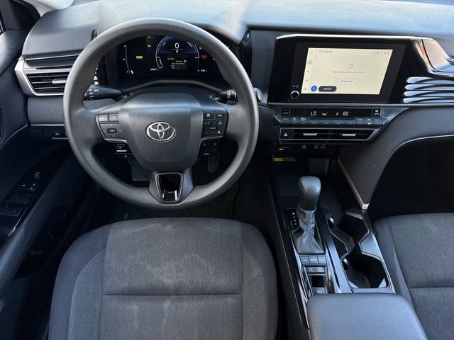 Used 2025 Toyota Camry LE image 12