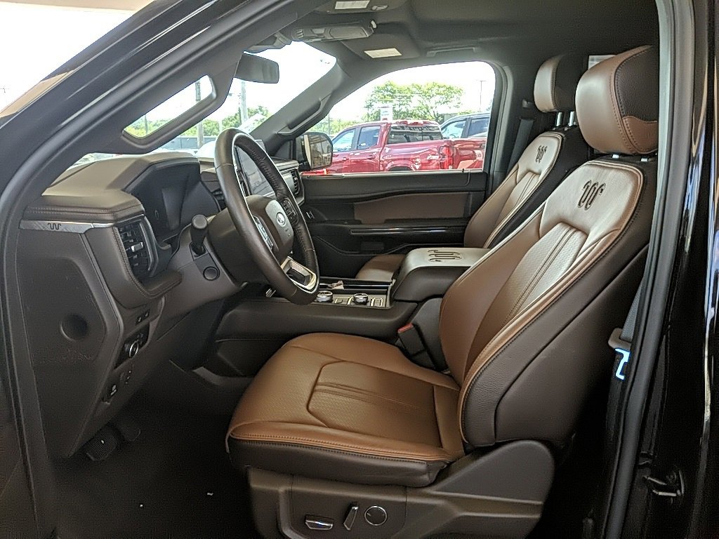 Certified 2024 Ford Expedition King Ranch image 10