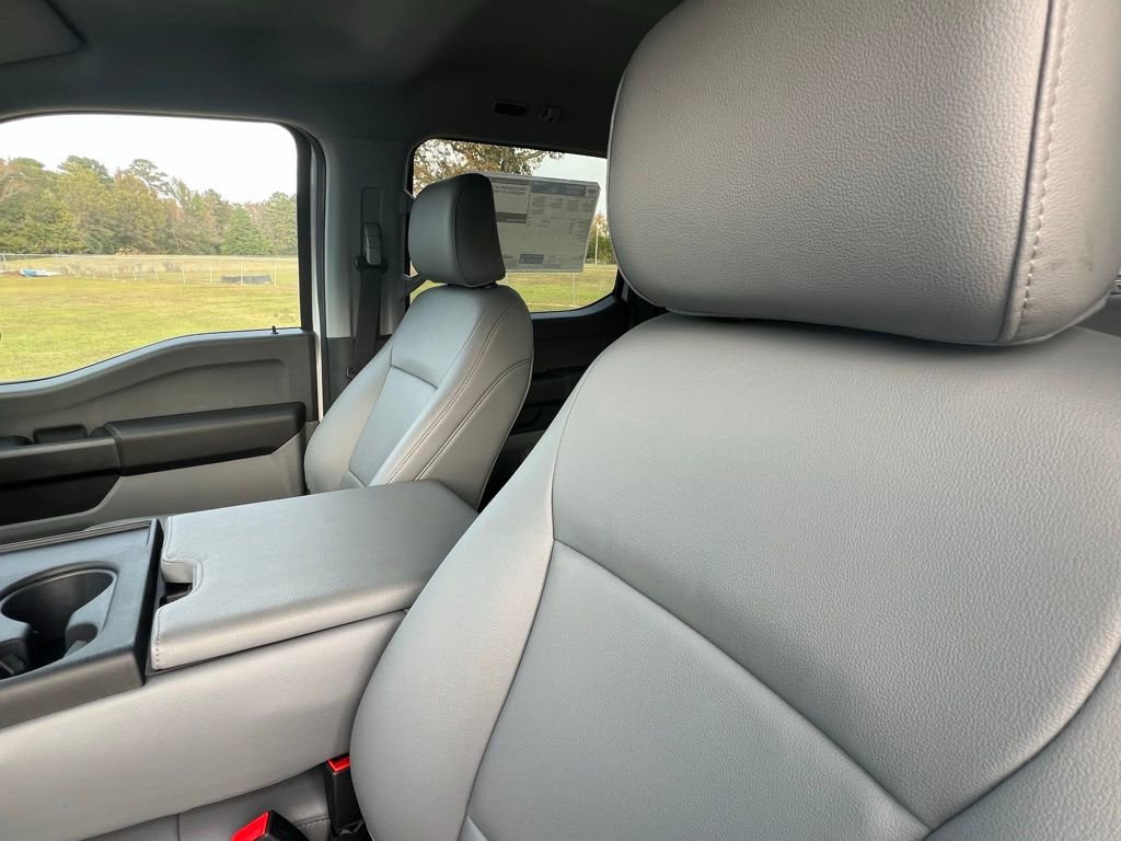 New 2026 Ford F450 XL w/ XL Chrome Package AWD/4WD image 11