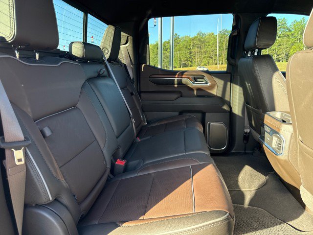 Used 2024 GMC Sierra 1500 Denali w/ Technology Package AWD/4WD image 14