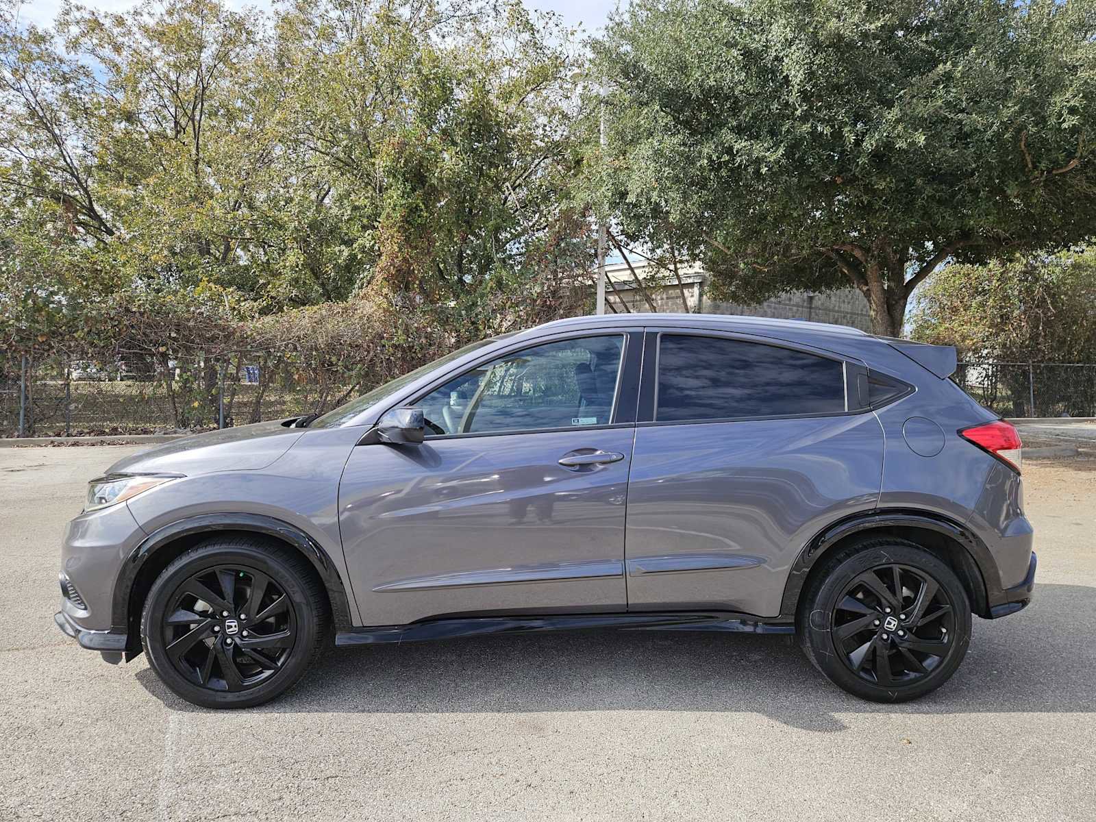 Used 2021 Honda HR-V Sport image 4