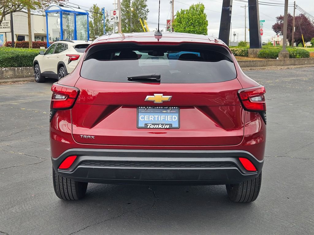 Certified 2024 Chevrolet Trax LS FWD image 5