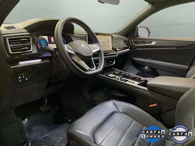 Used 2024 Volkswagen Atlas Cross Sport SEL image 17