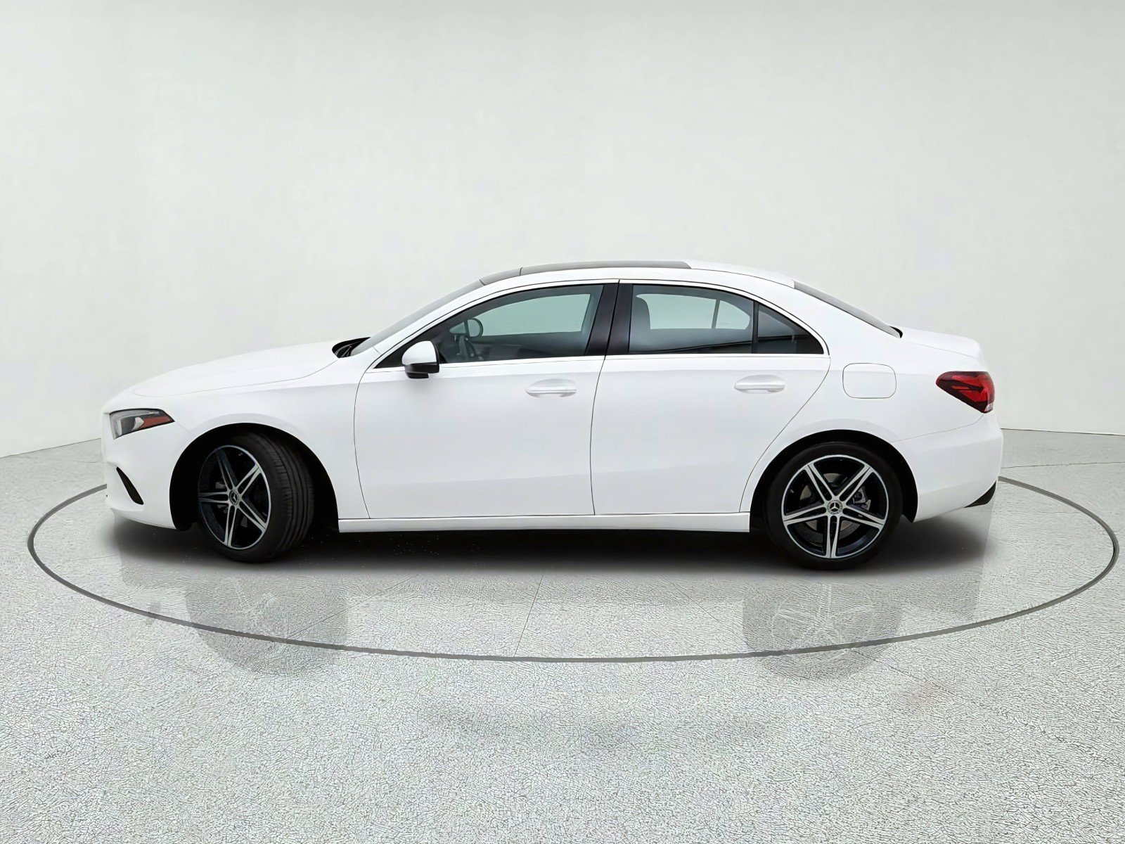 Used 2020 Mercedes-Benz A 220 image 14