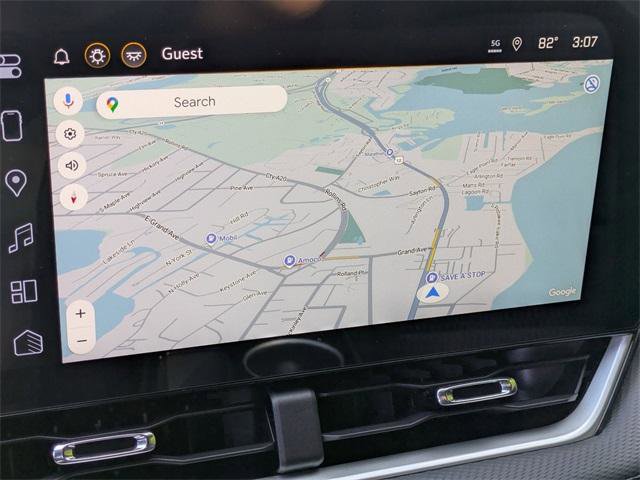 New 2026 Chevrolet Equinox LT w/ LPO, Floor Liner Package image 18