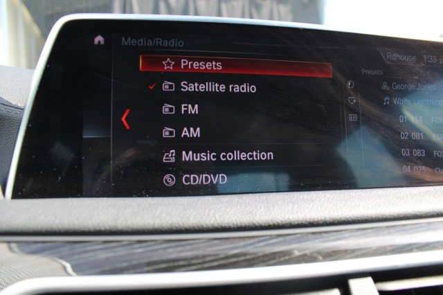 Used 2019 BMW 750i M SPORT DRIVER ASSIST+ w/ M Sport Package image 30