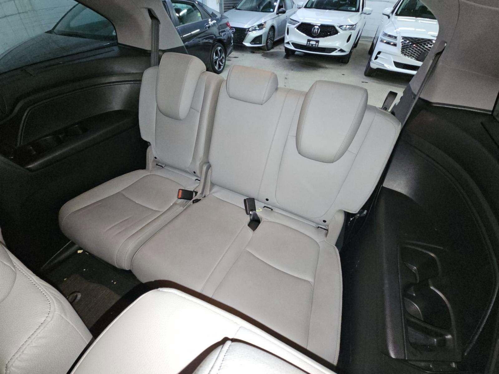 Certified 2023 Honda Odyssey Touring image 12