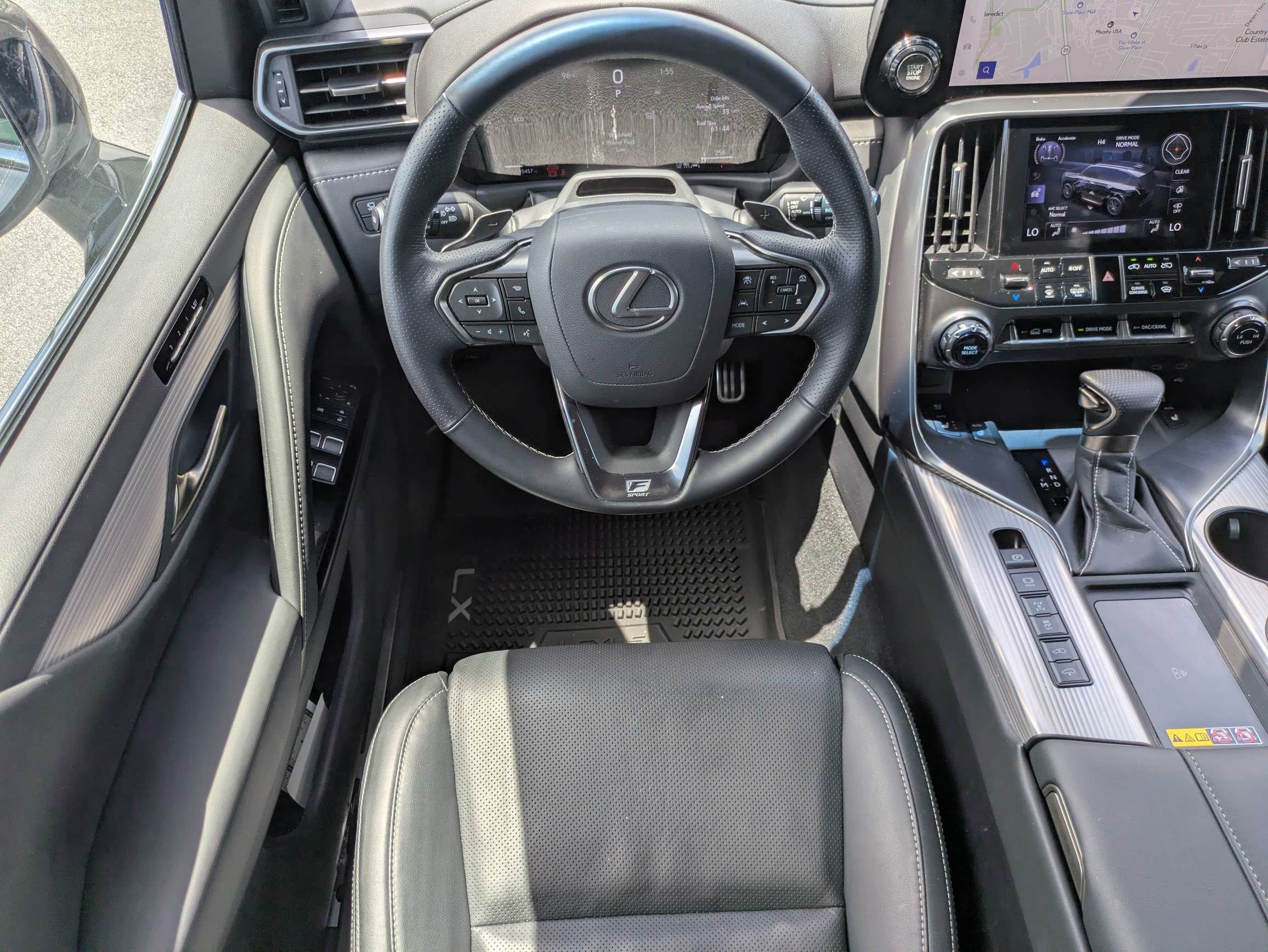 Used 2026 Lexus LX 600 F Sport w/ Accessory Package (Z1) AWD/4WD image 4