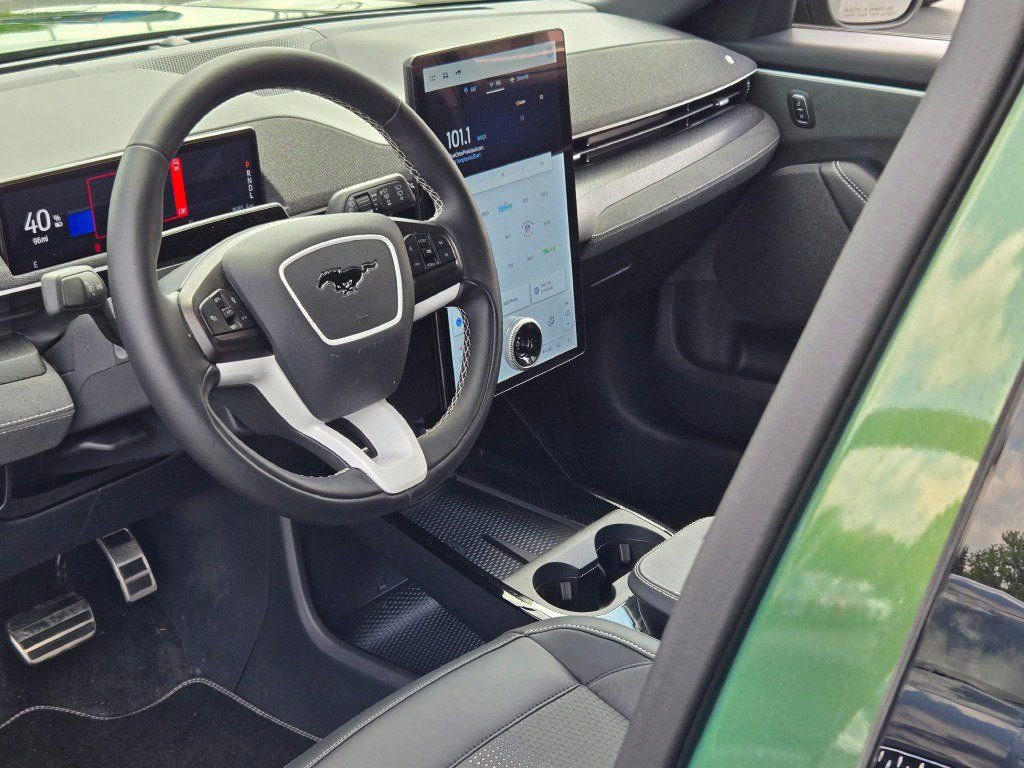 Used 2024 Ford Mustang Mach-E GT image 23