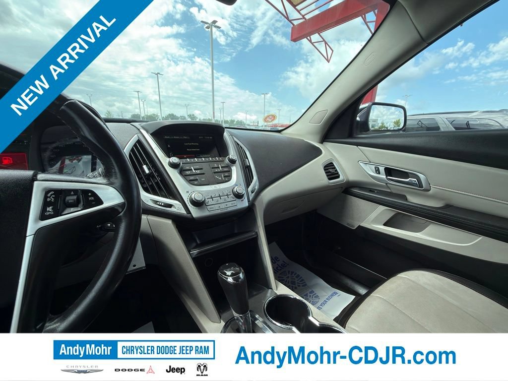 Used 2017 GMC Terrain SLT w/ Sun And Destination Package AWD/4WD image 15